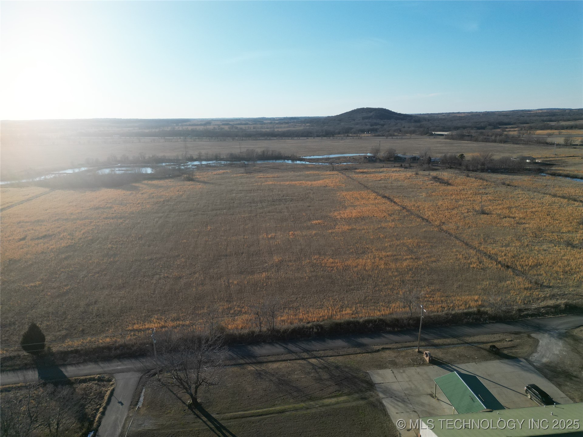 7 S 54th Road W Property Photo 4