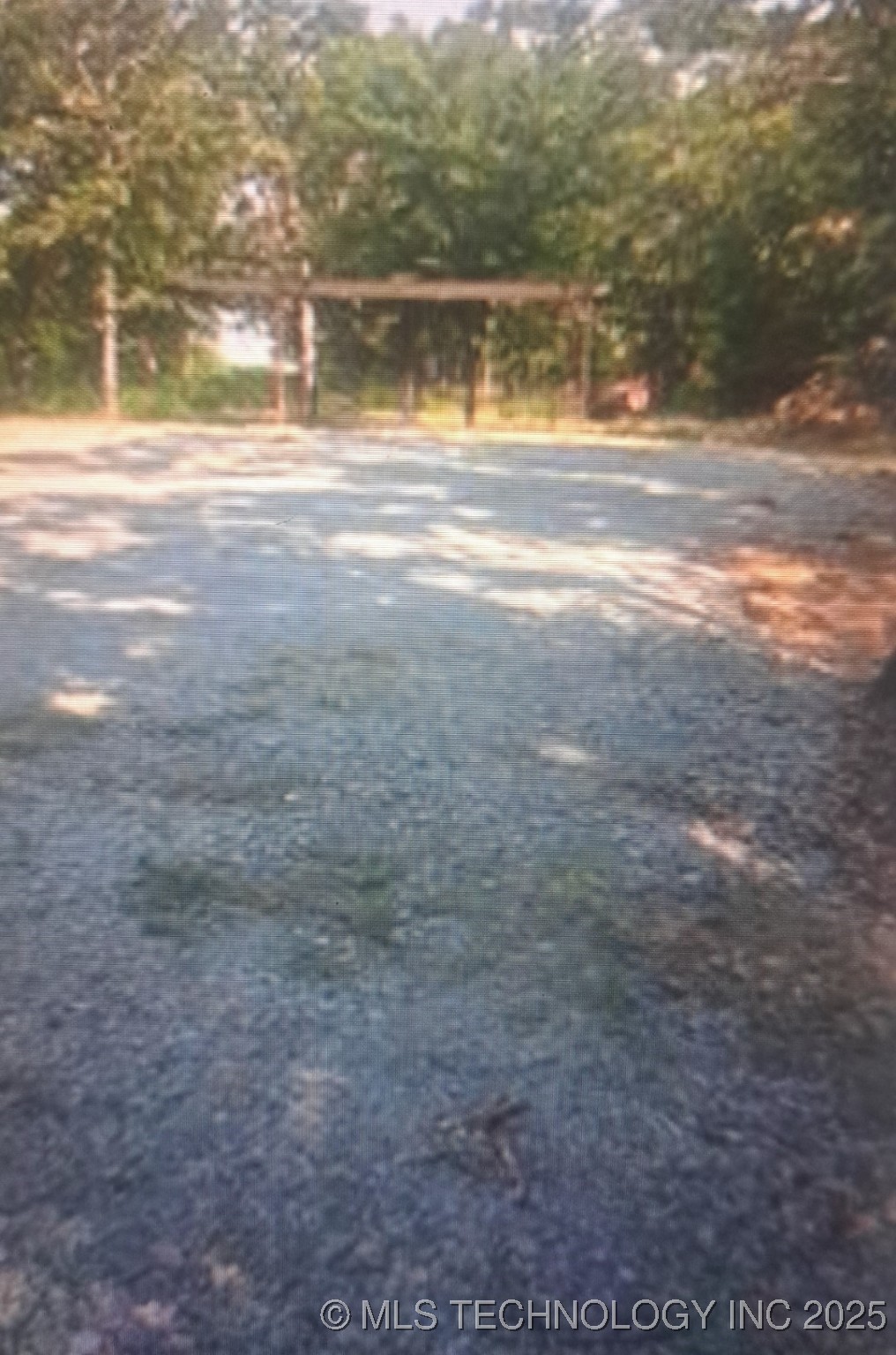 909 Buds Point Road Property Photo 9