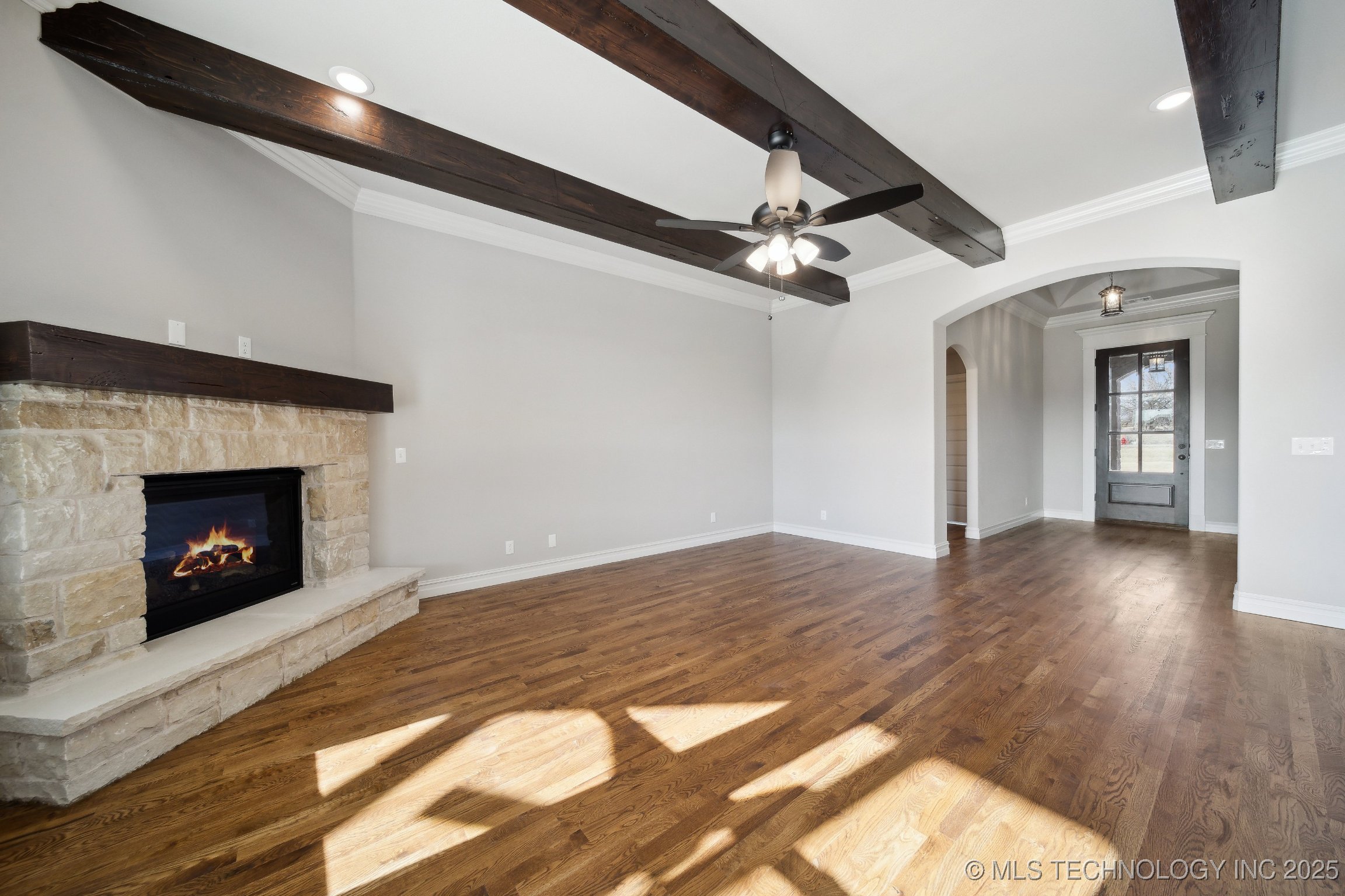 5214 E Norwood Street Property Photo 7