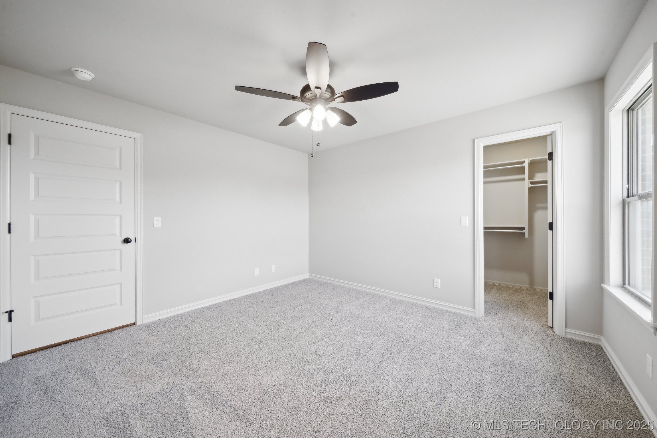 5214 E Norwood Street Property Photo 24