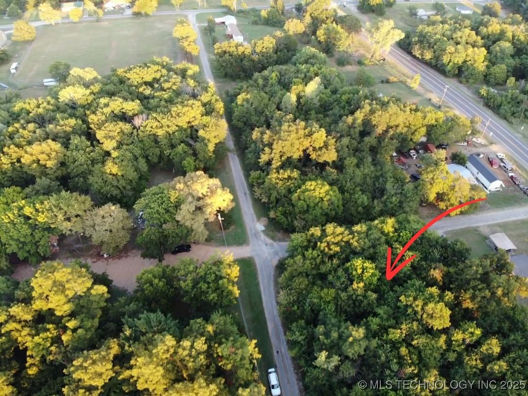 W Cherry Property Photo 1