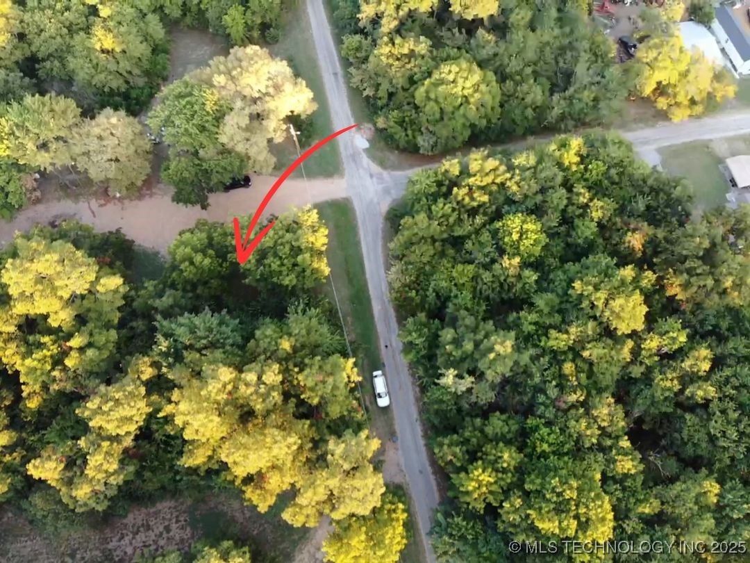N Dexter Property Photo 1