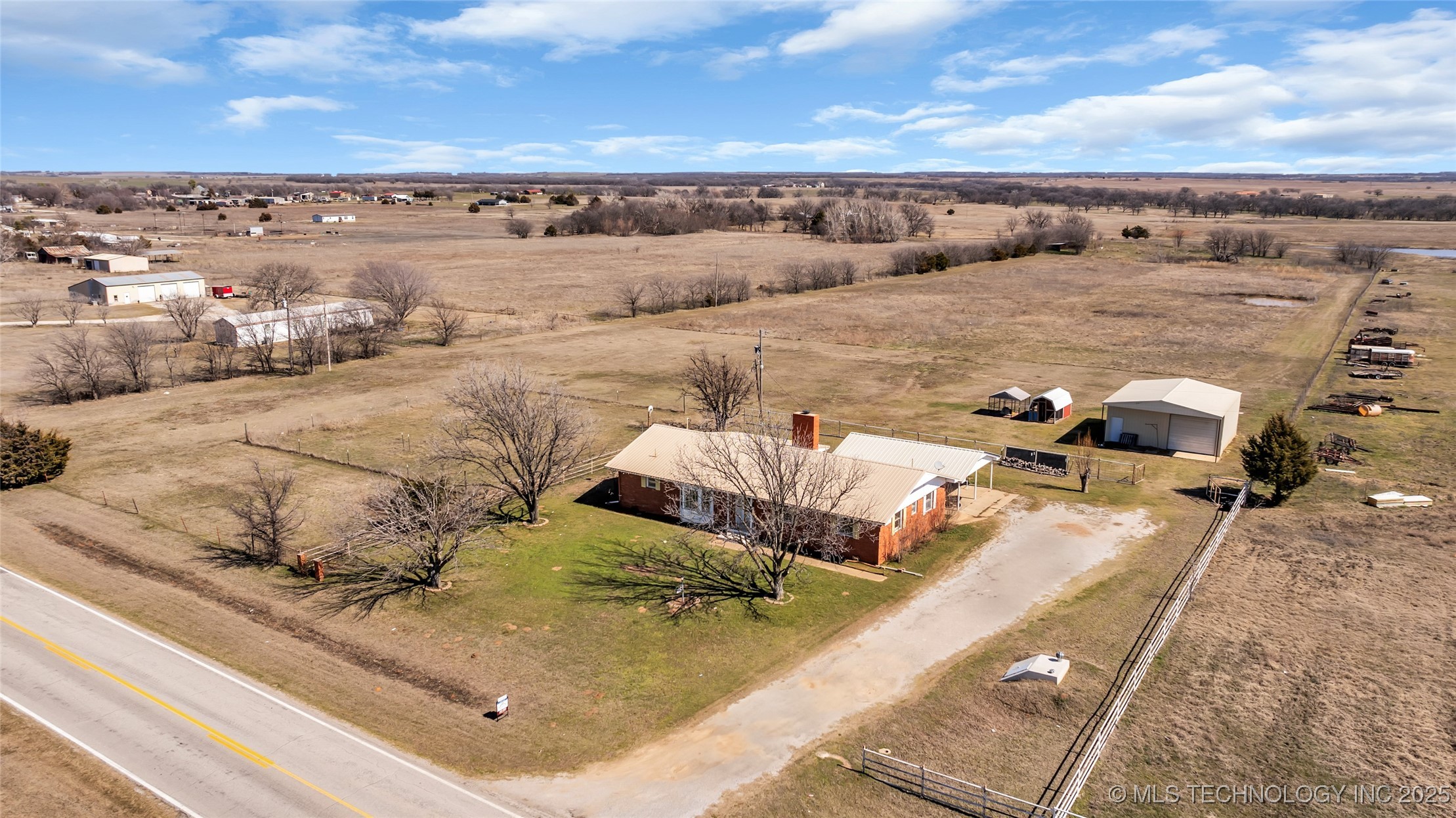 1103 State Highway 89 Property Photo 2