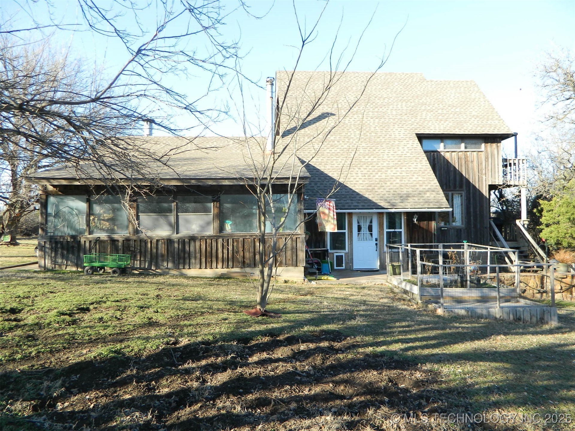 894 Chickasaw Road Property Photo 2