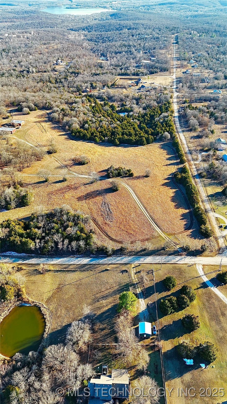 894 Chickasaw Road Property Photo 5