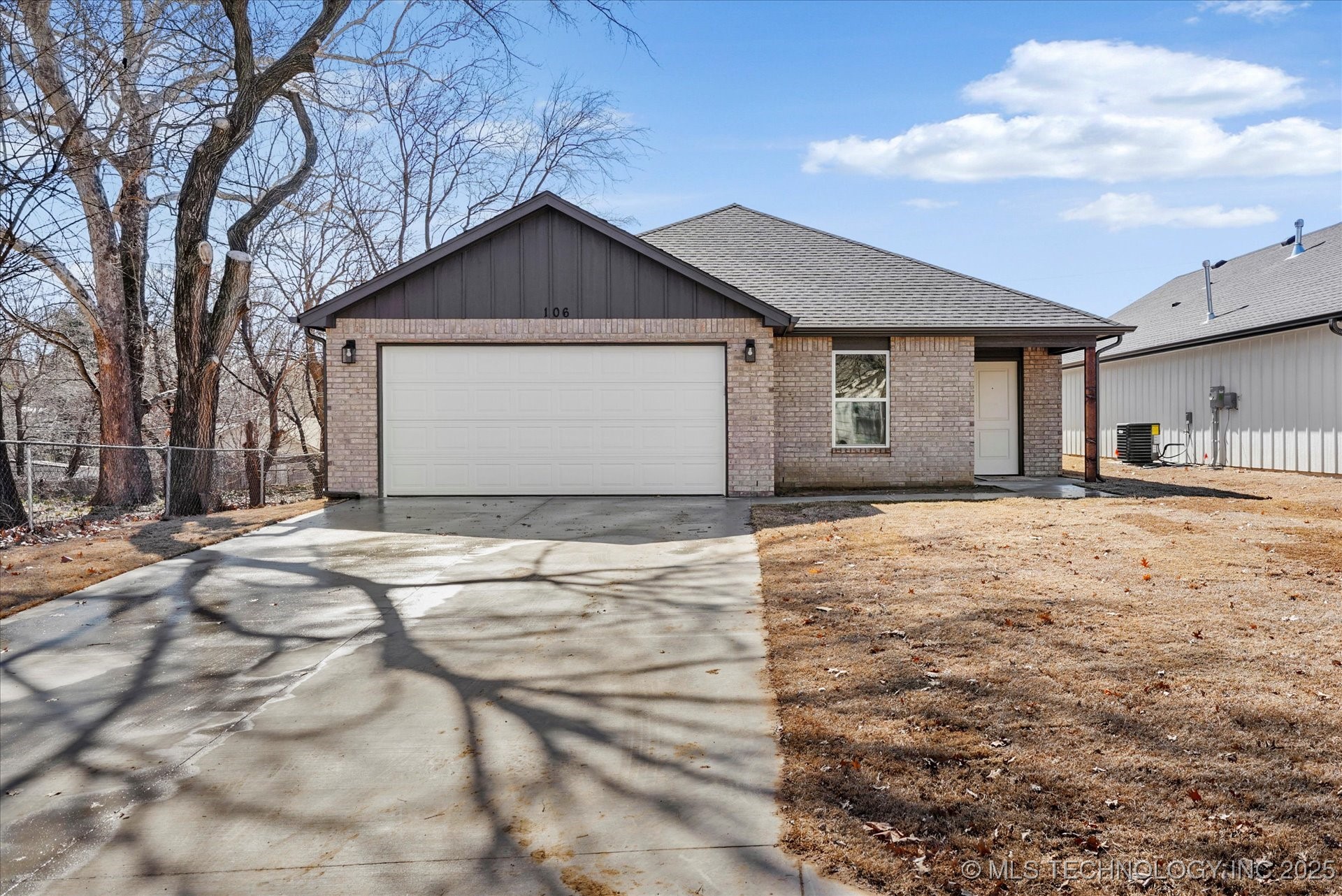106 E Gordon Avenue Property Photo