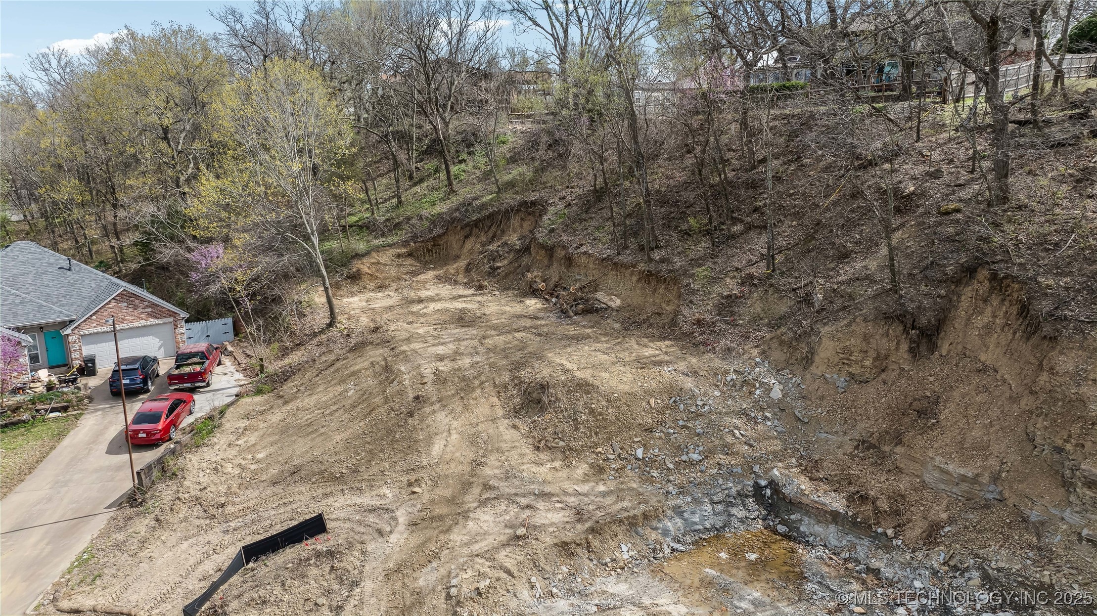 Hickory Lane Property Photo 6
