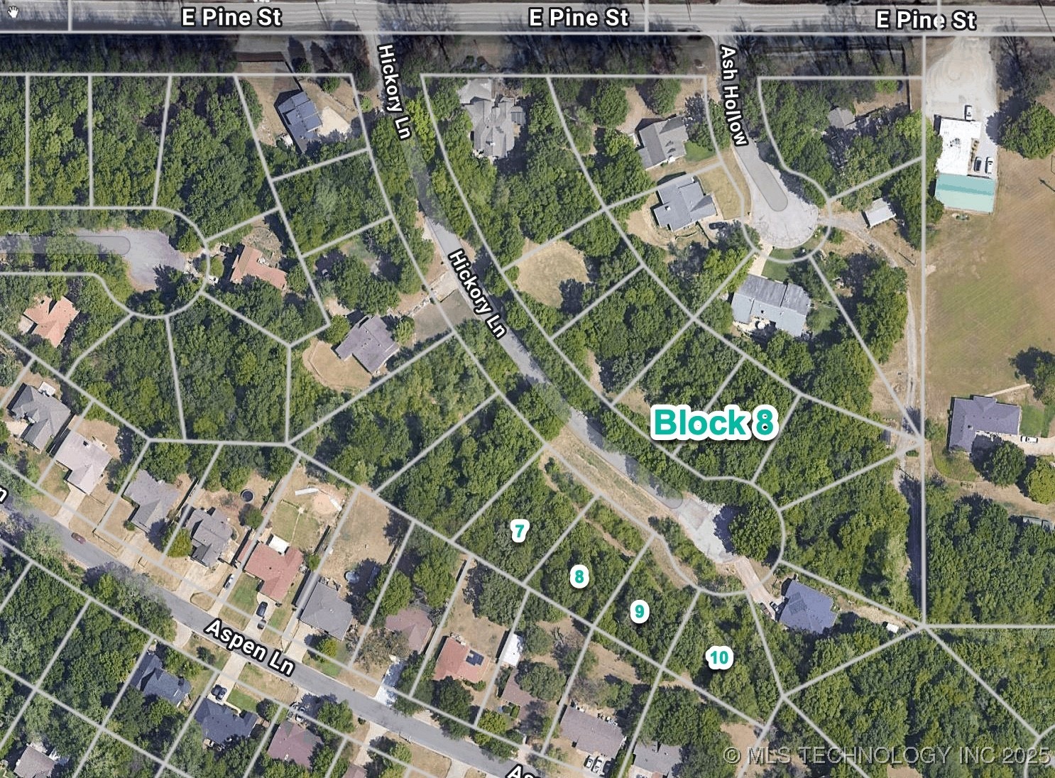 Hickory Lane Property Photo 8