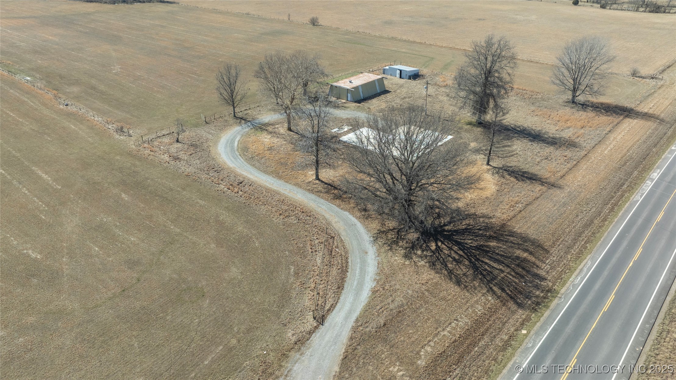 3651 W Hwy 28 Property Photo 2
