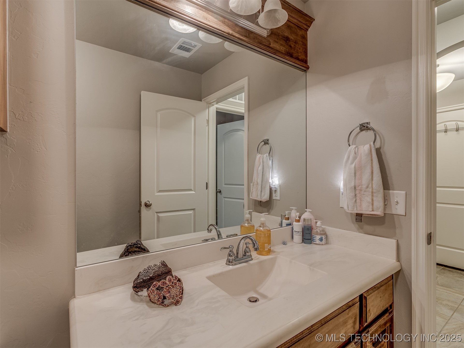 13 Evermore Lane Property Photo 35