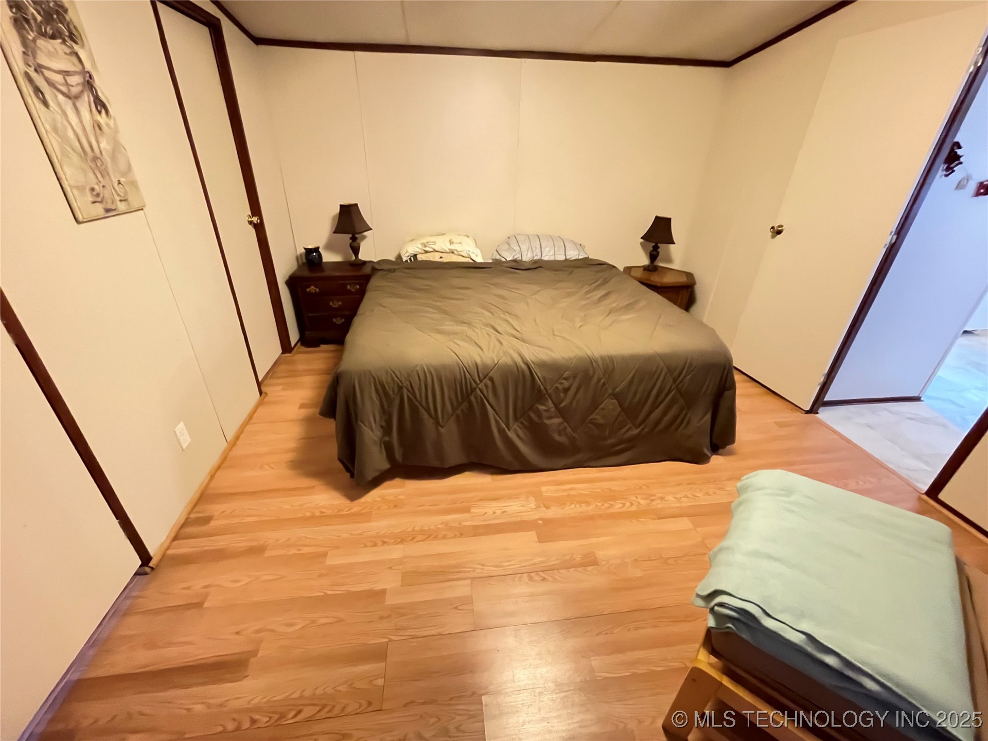 427516 E 1144 Road Property Photo 17