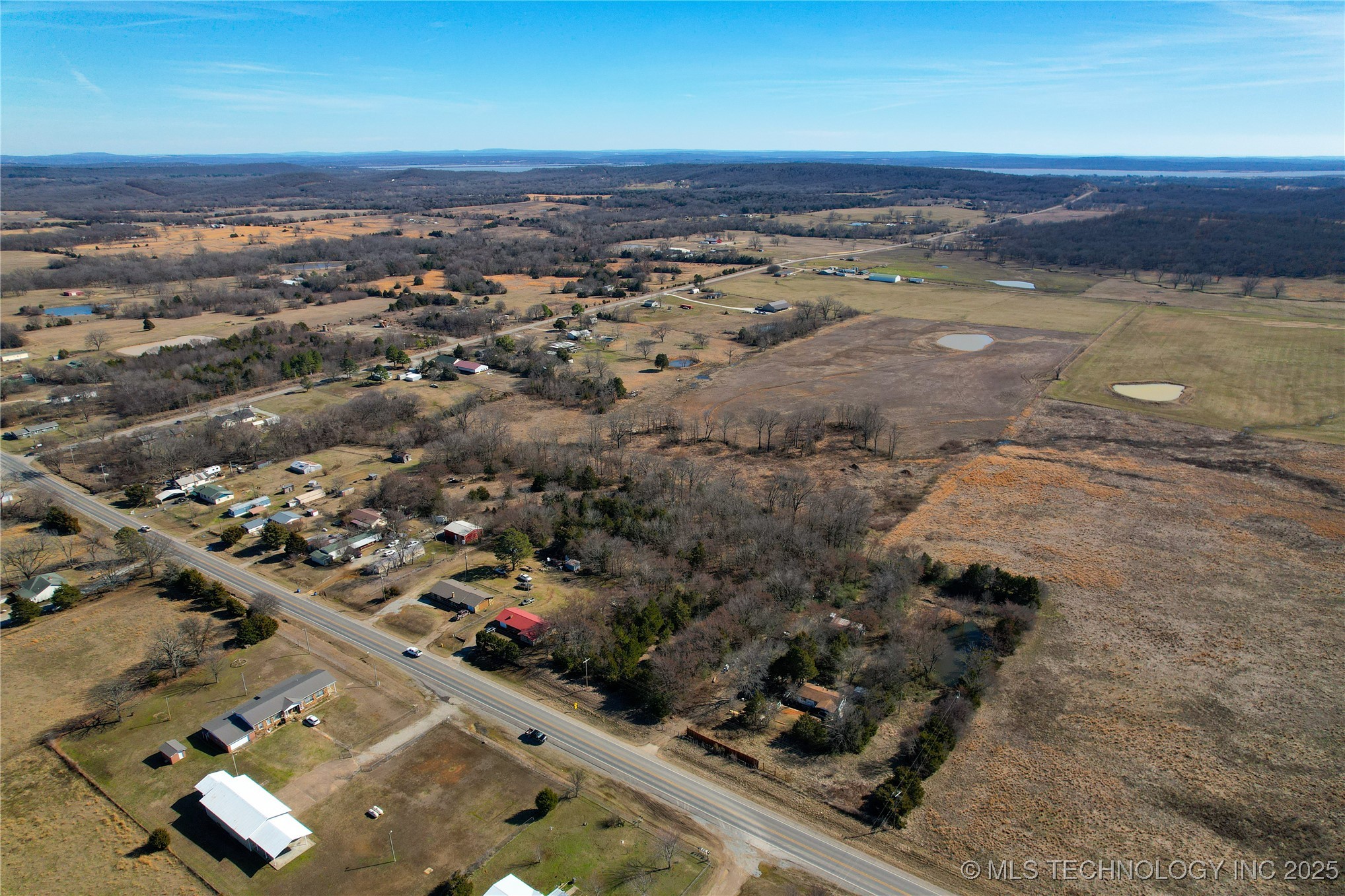6 Hwy 9 Property Photo 4