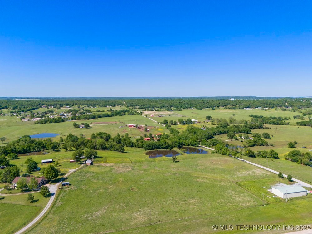 4 E Highway 20 Highway Property Photo 3