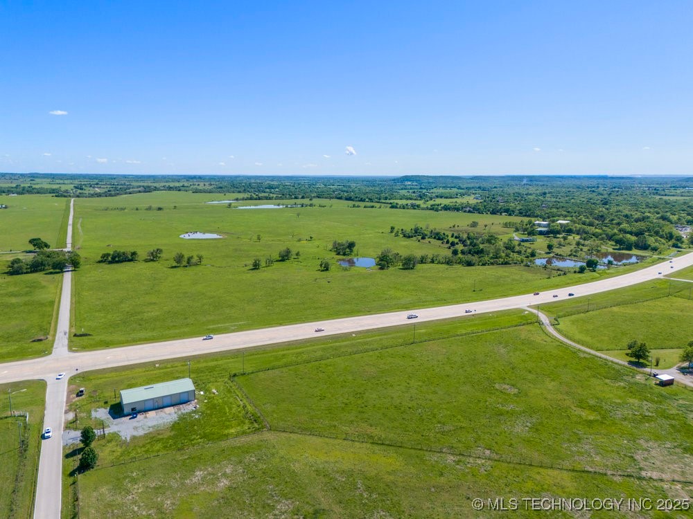 4 E Highway 20 Highway Property Photo 8