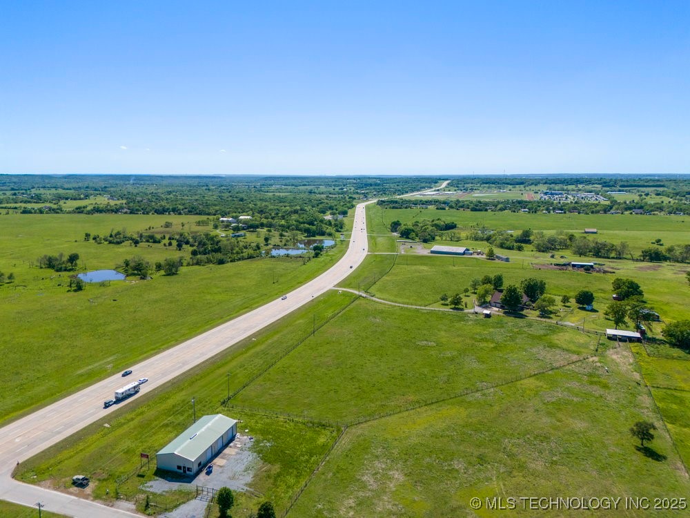 4 E Highway 20 Highway Property Photo 9