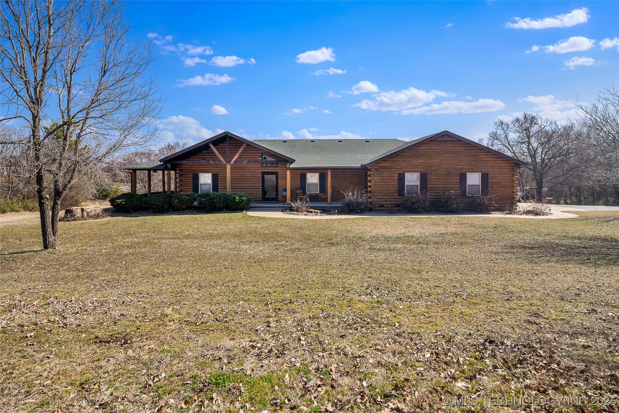 9777 Hickory Hill Road Property Photo