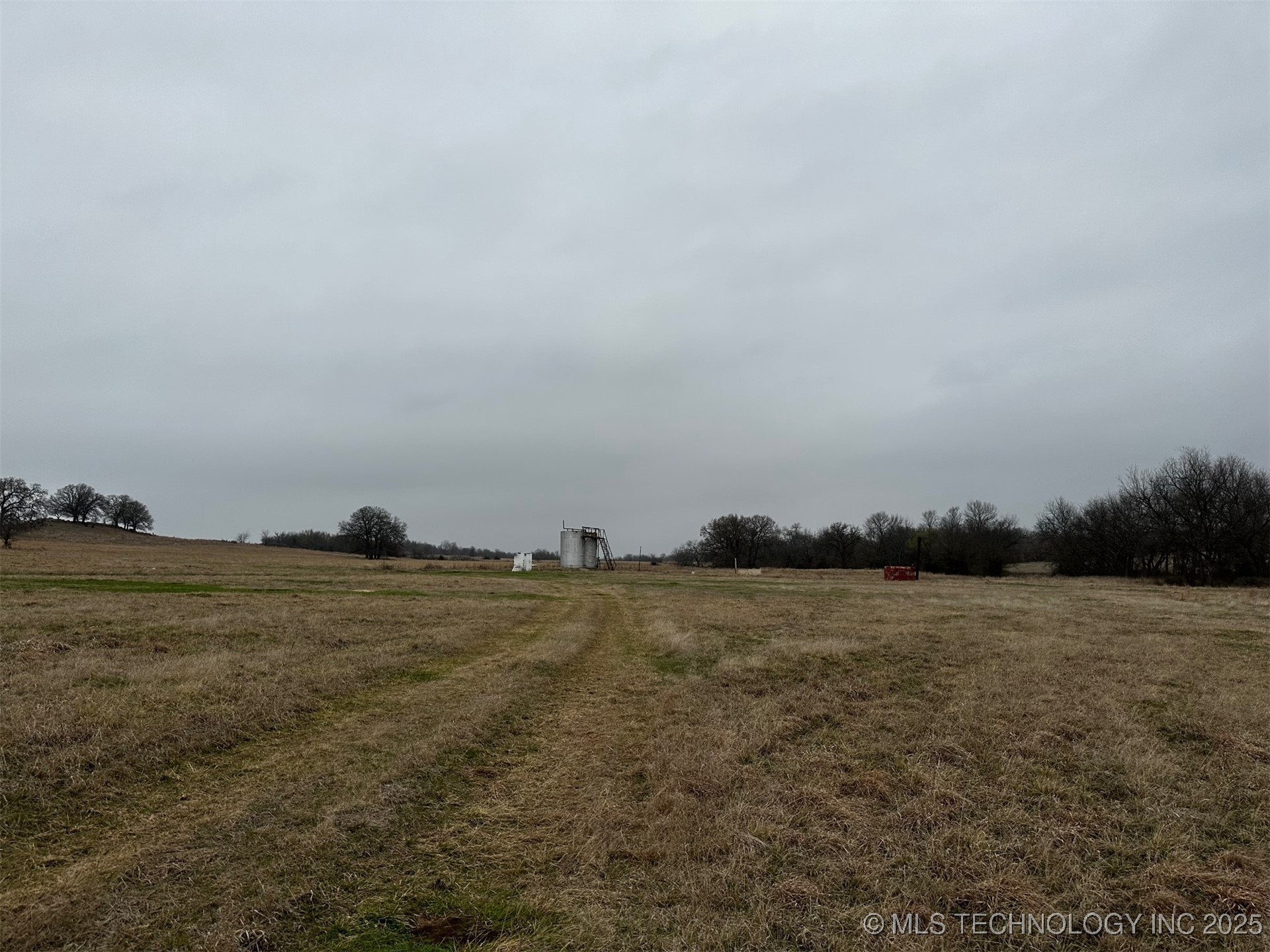 002 Cisco Road Property Photo 5