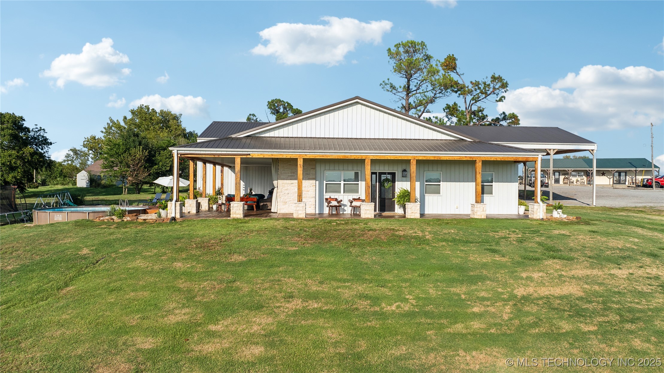 75649 Us Hwy 69 Property Photo 3