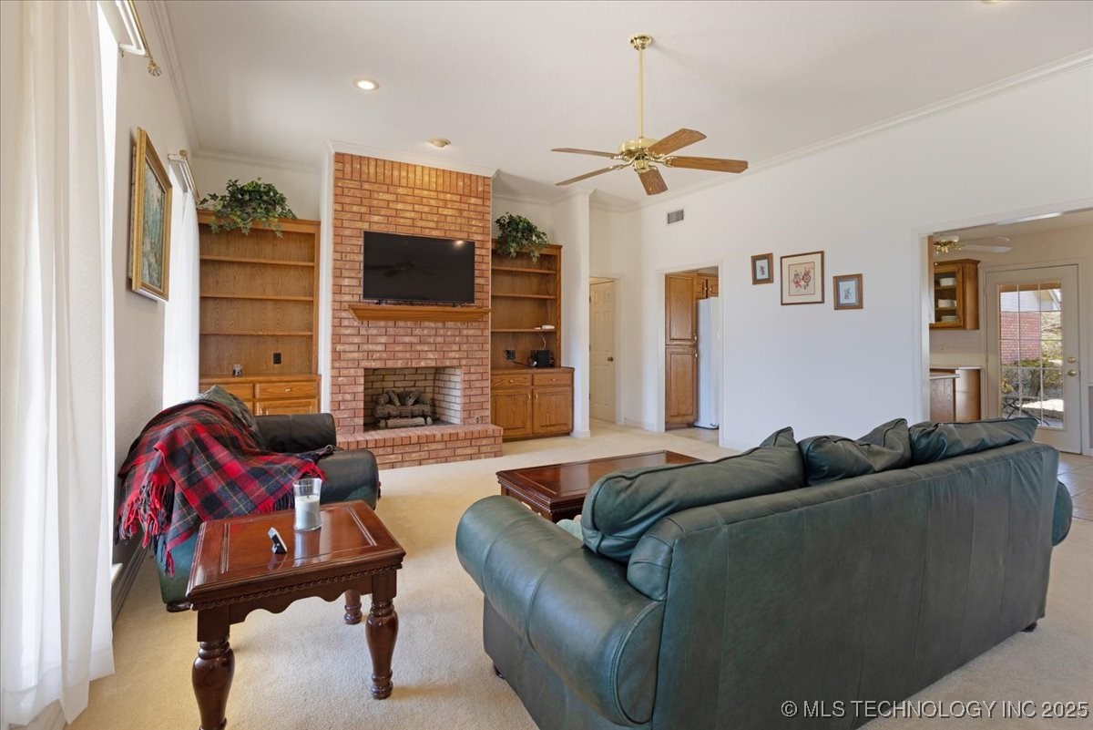 1373 4th Avenue Property Photo 4