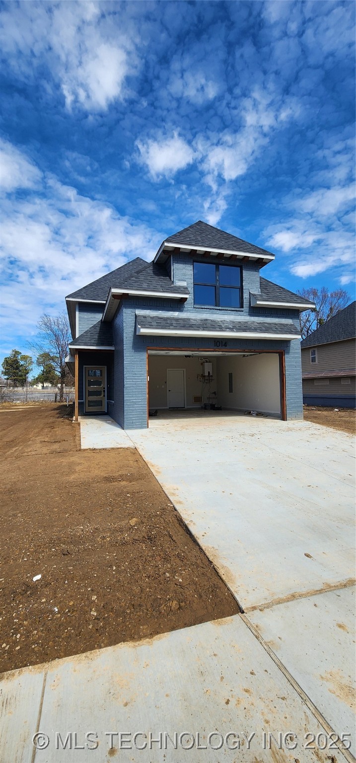 1014 E Delmar Place Property Photo 1