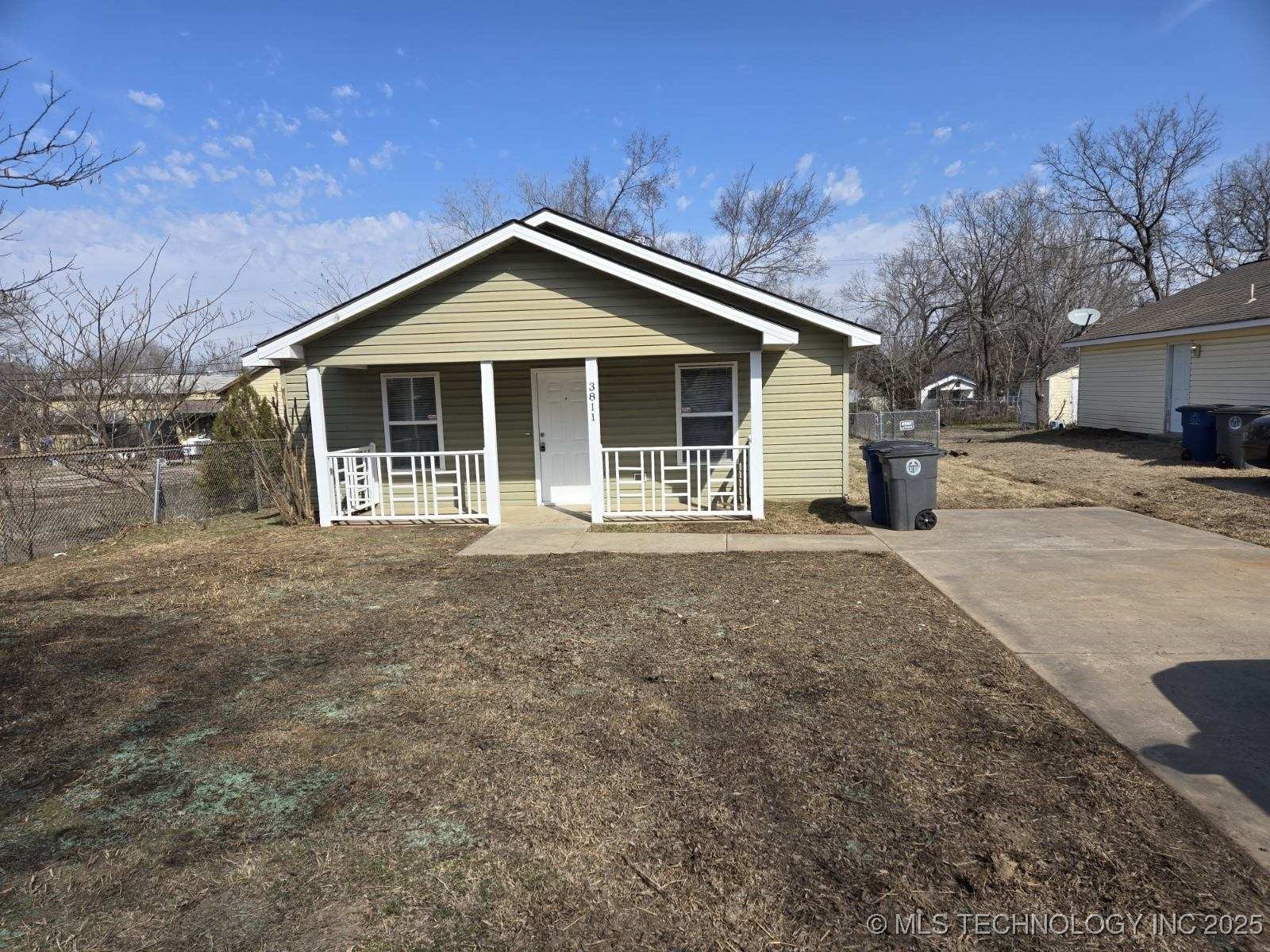 3811 W 55th Street Property Photo