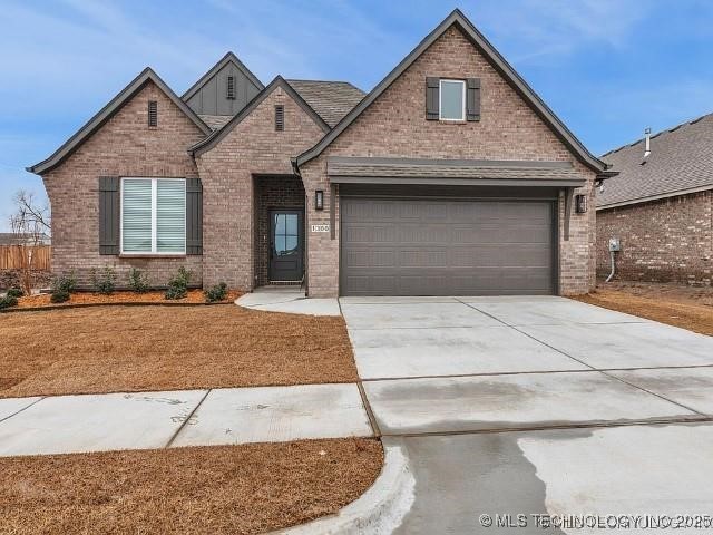1300 N Elder Avenue Property Photo 1
