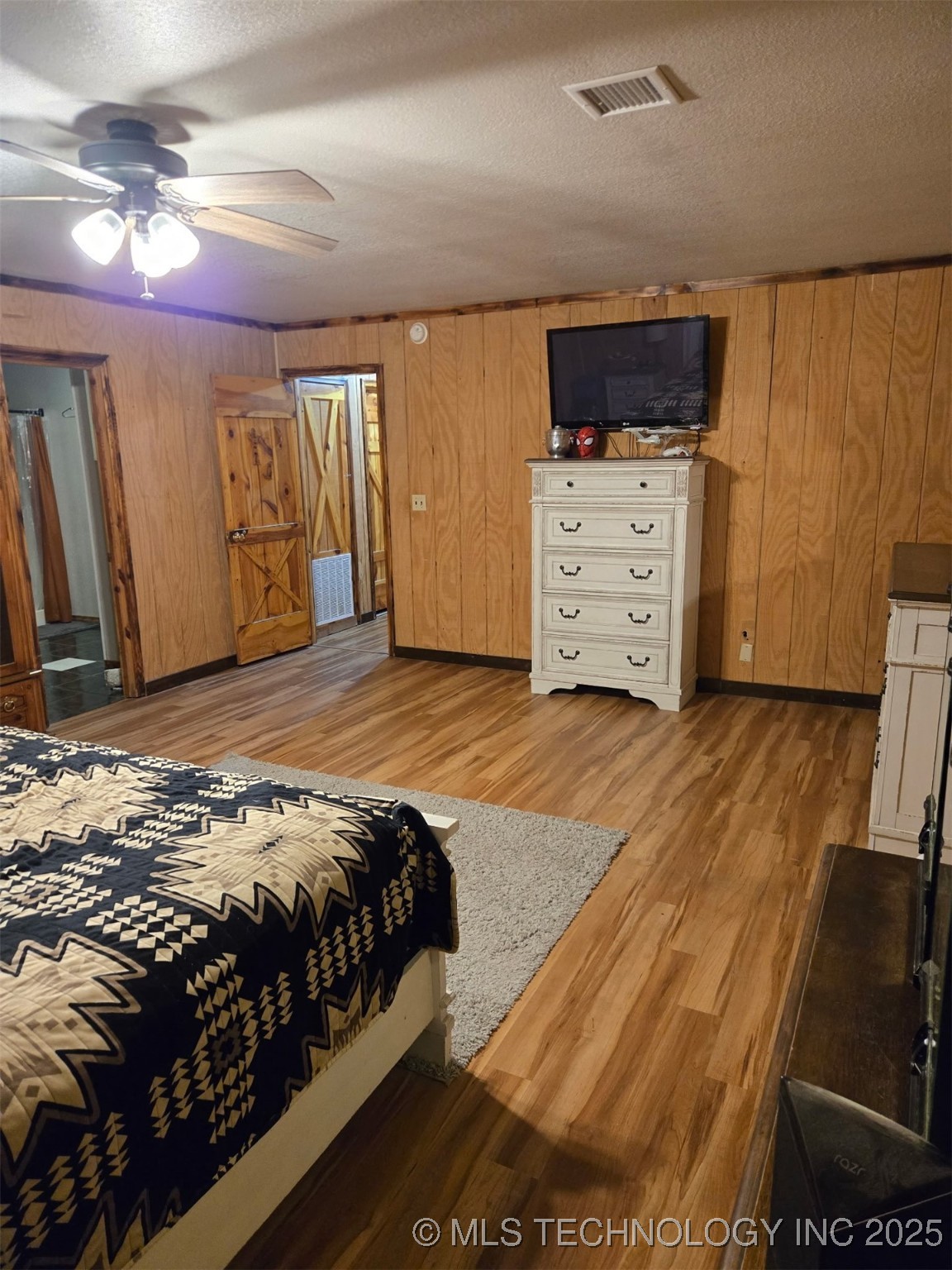 16100 Ash Road Property Photo 12