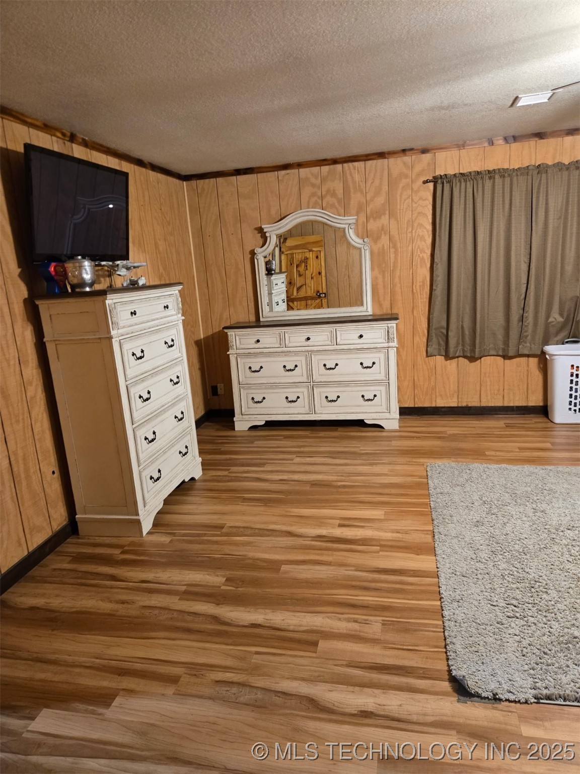 16100 Ash Road Property Photo 18