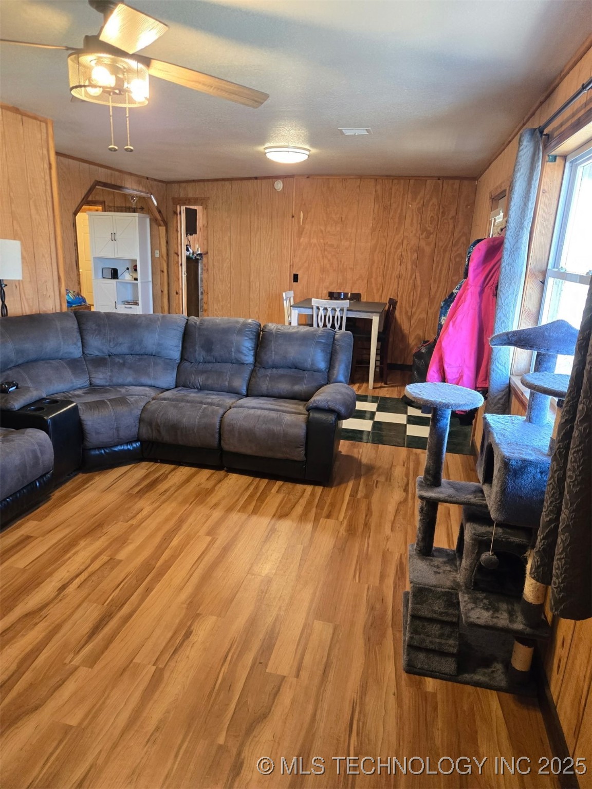 16100 Ash Road Property Photo 21