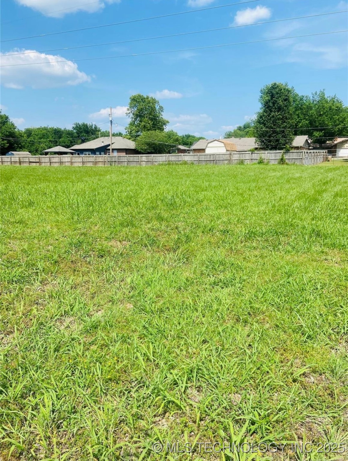 1 Courtland Circle Property Photo 4