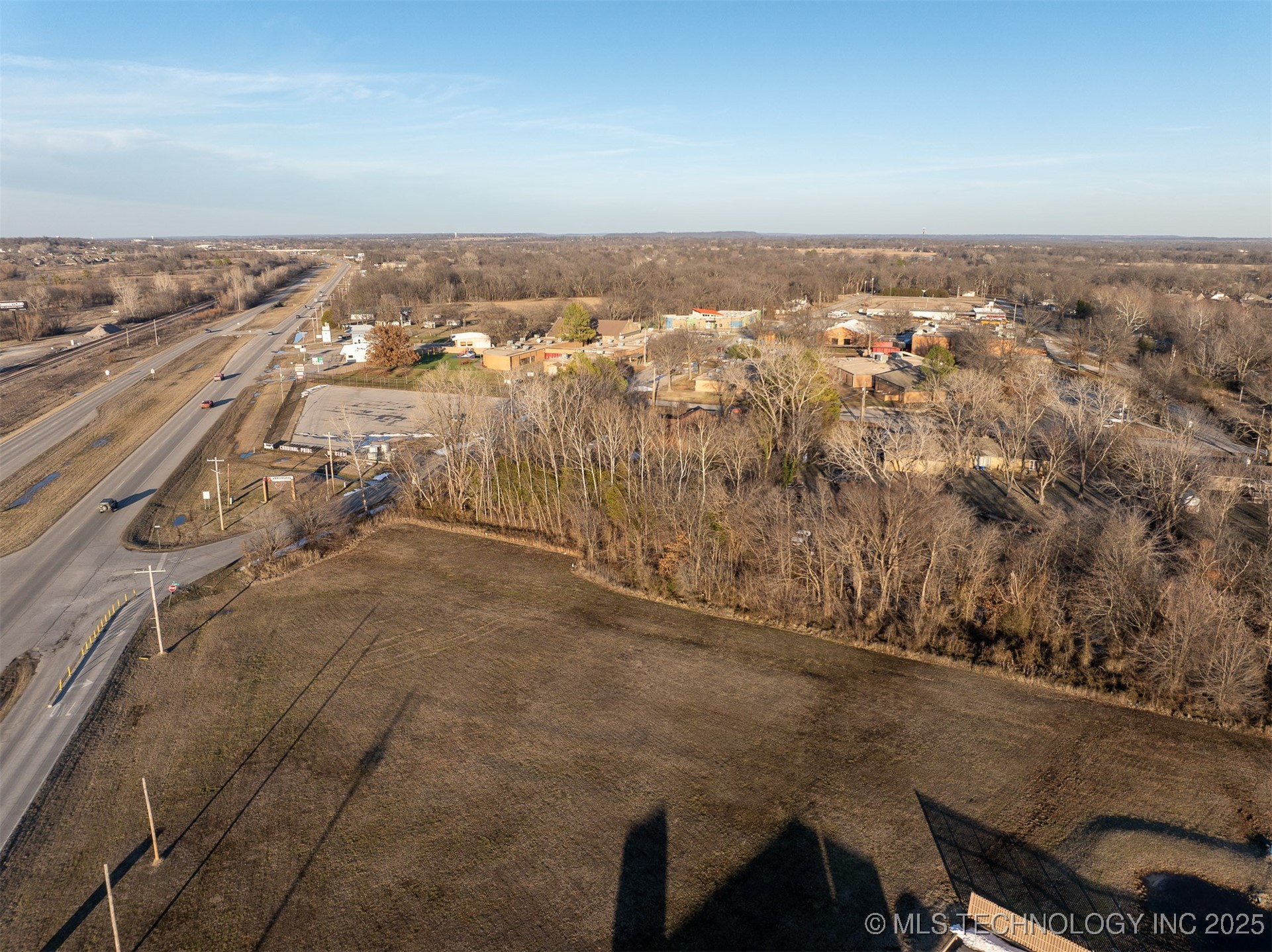 8154 E 550 Road Property Photo 13