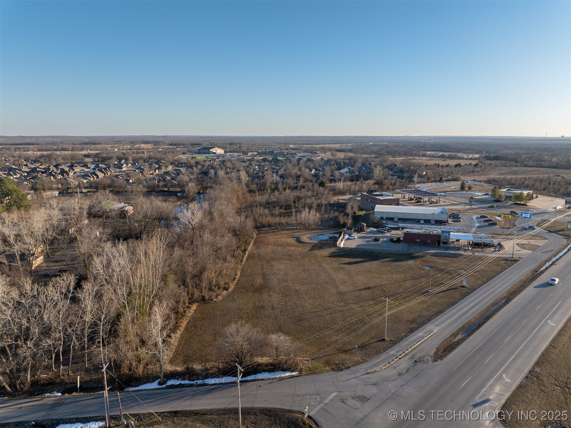 8154 E 550 Road Property Photo 17