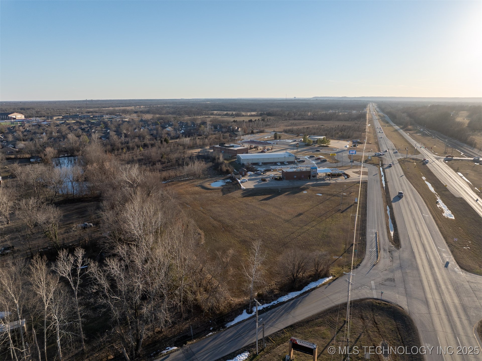 8154 E 550 Road Property Photo 18