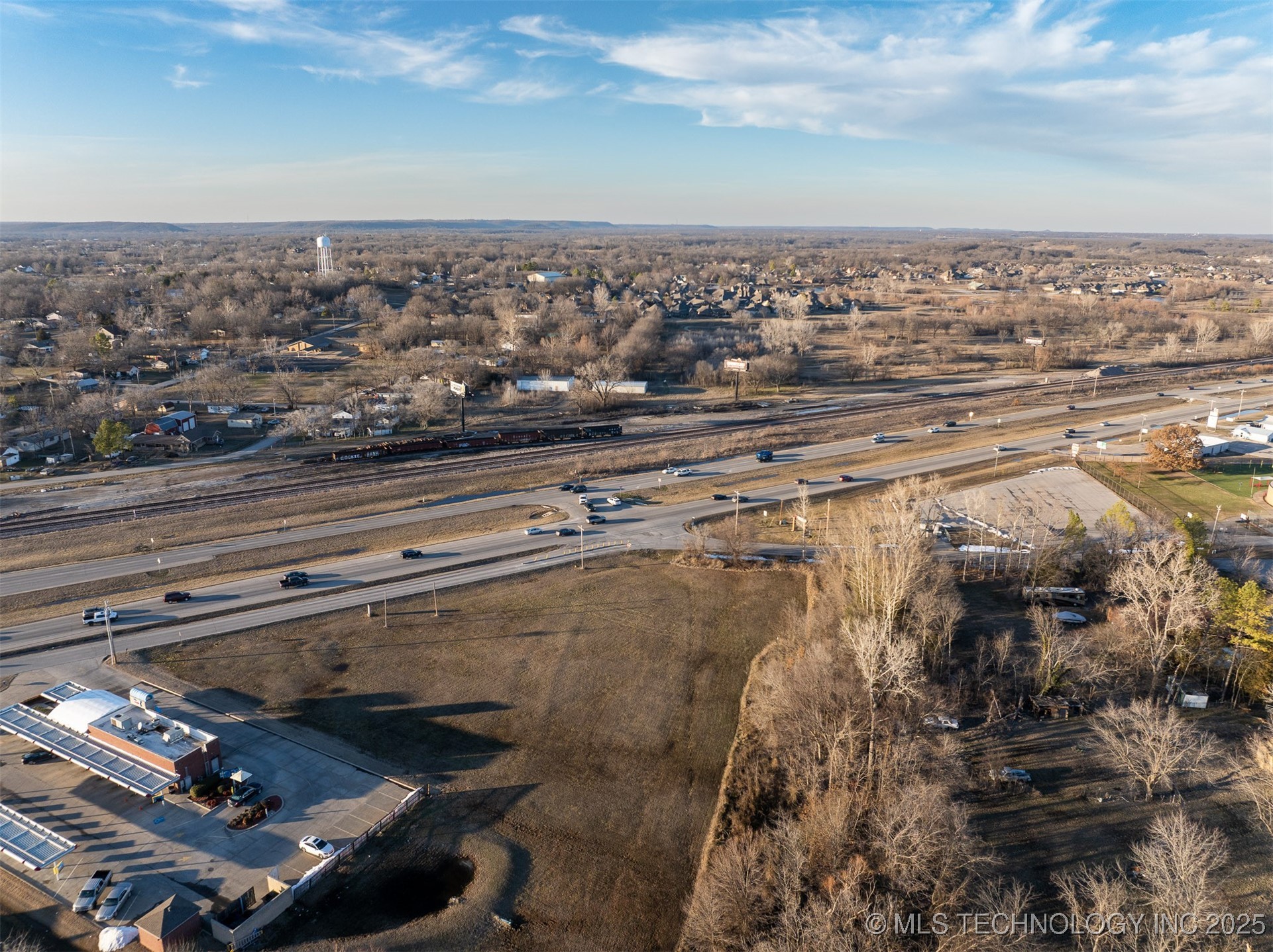 8154 E 550 Road Property Photo 21