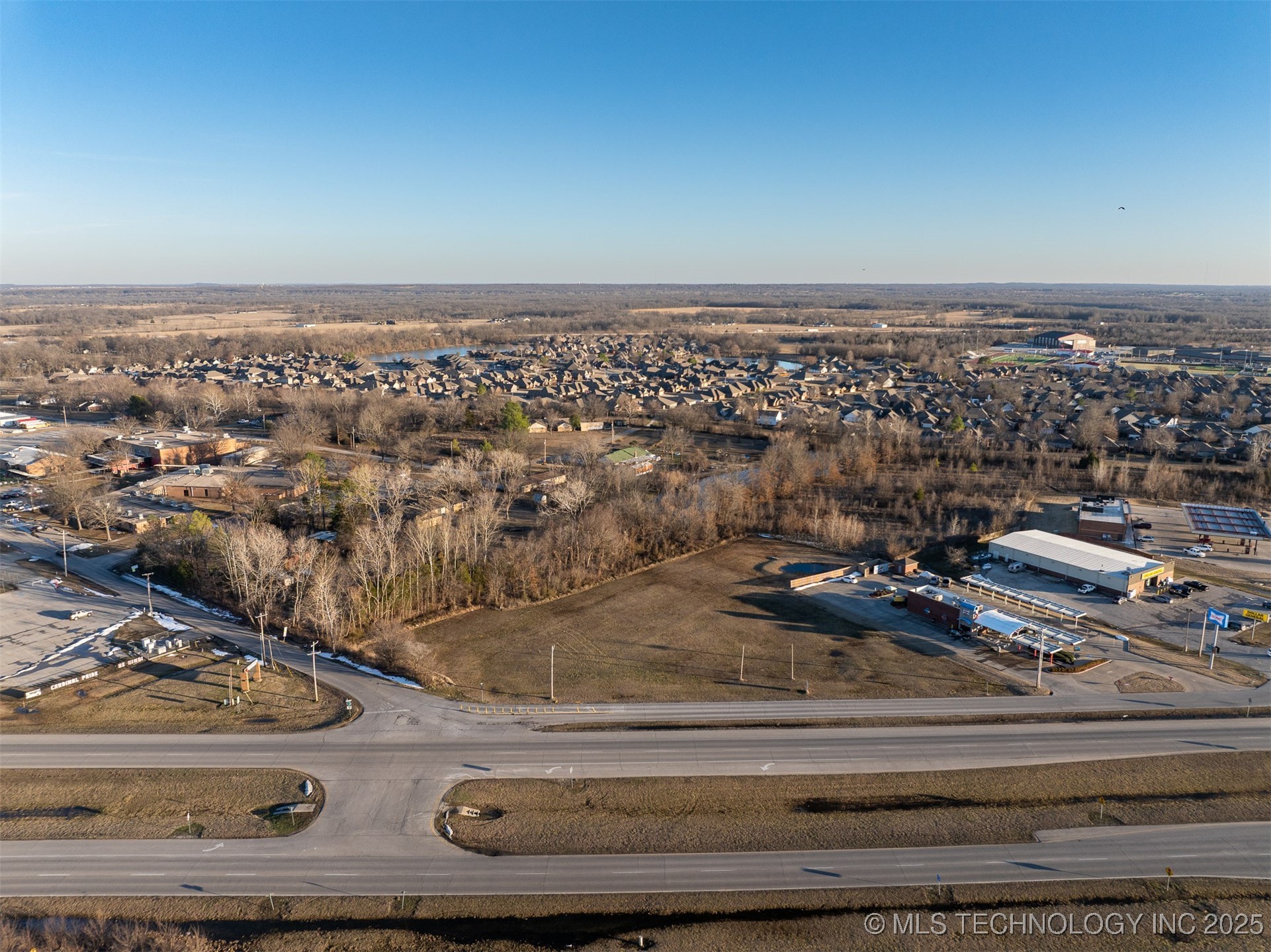 8154 E 550 Road Property Photo 27