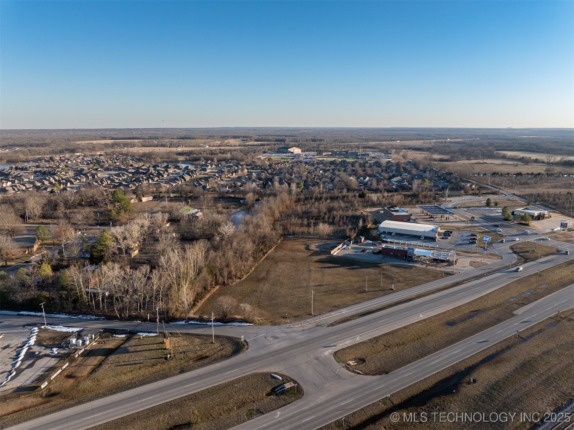 8154 E 550 Road Property Photo 28