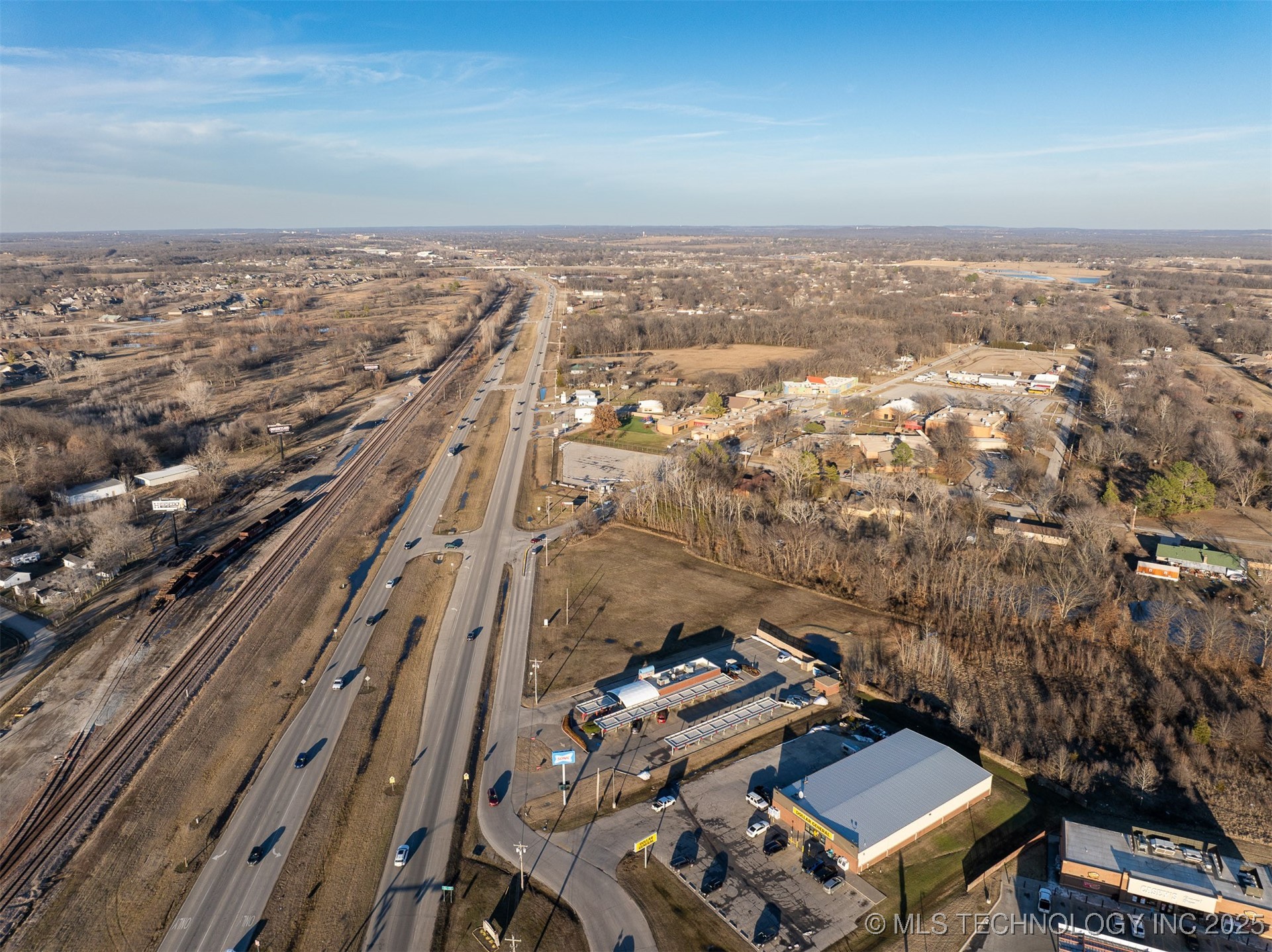 8154 E 550 Road Property Photo 42