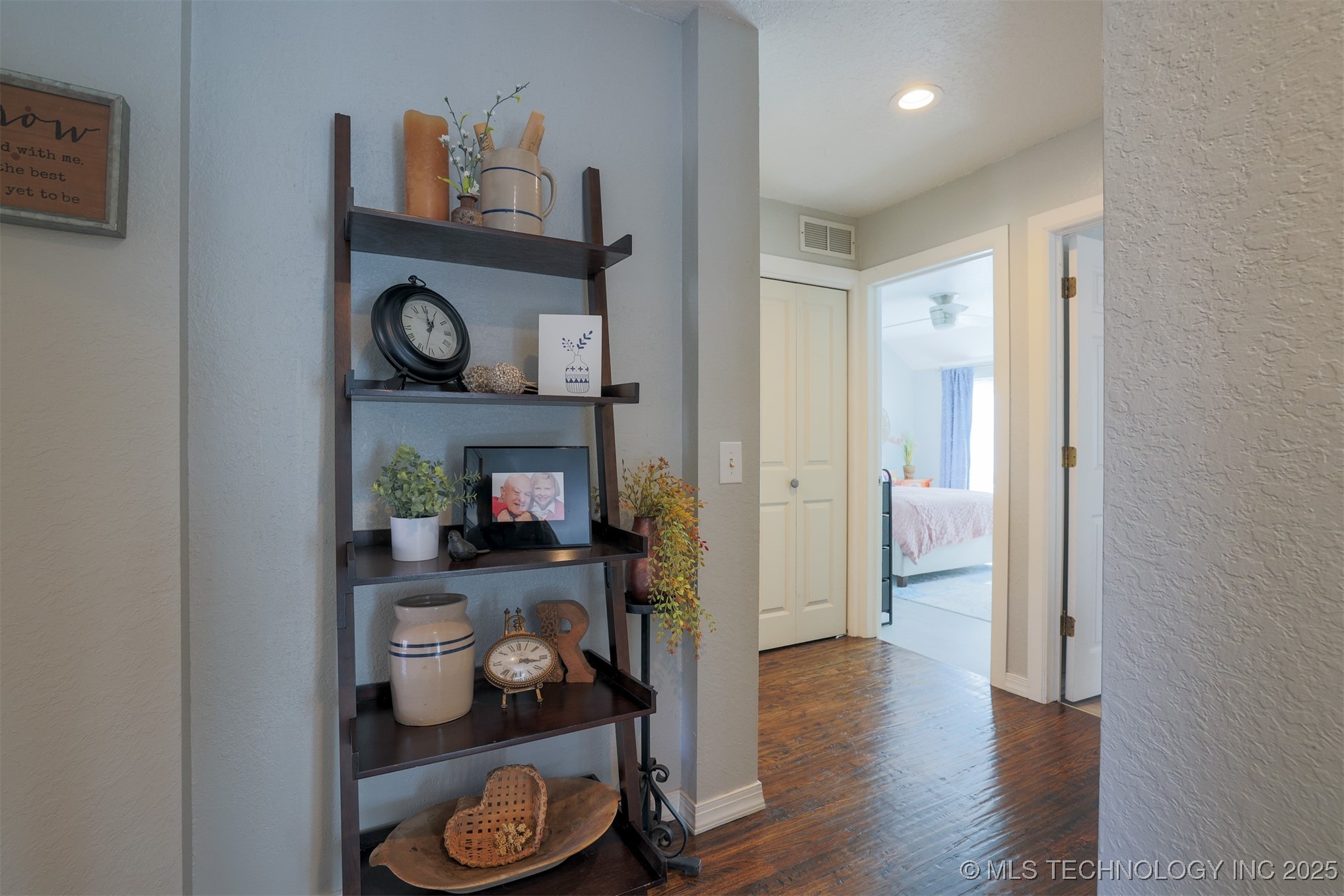 6217 E 76th Street Property Photo 10