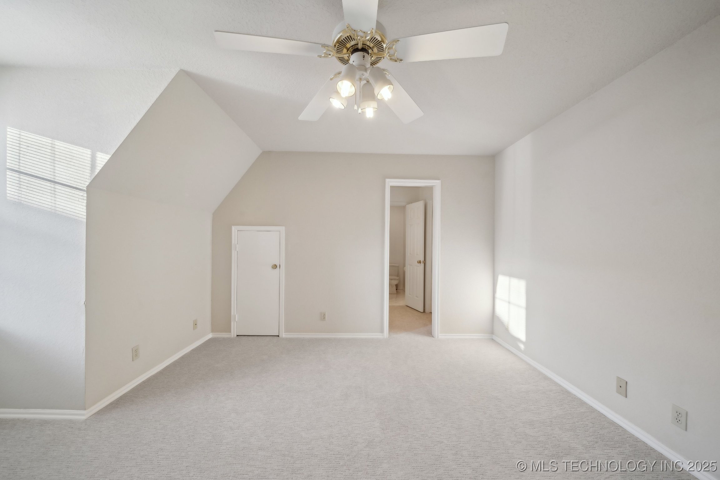 5411 E 109th Place Property Photo 38