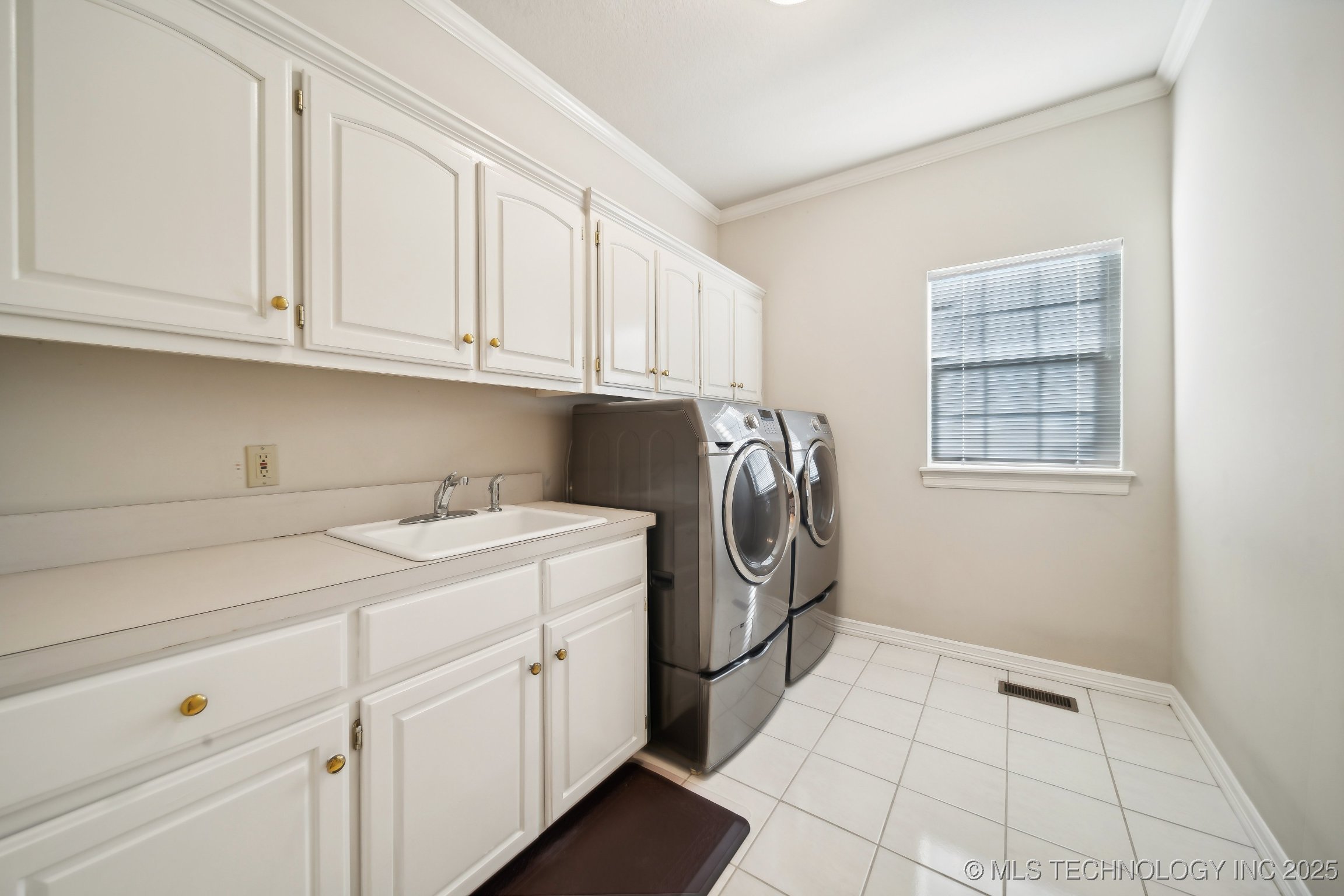 5411 E 109th Place Property Photo 48
