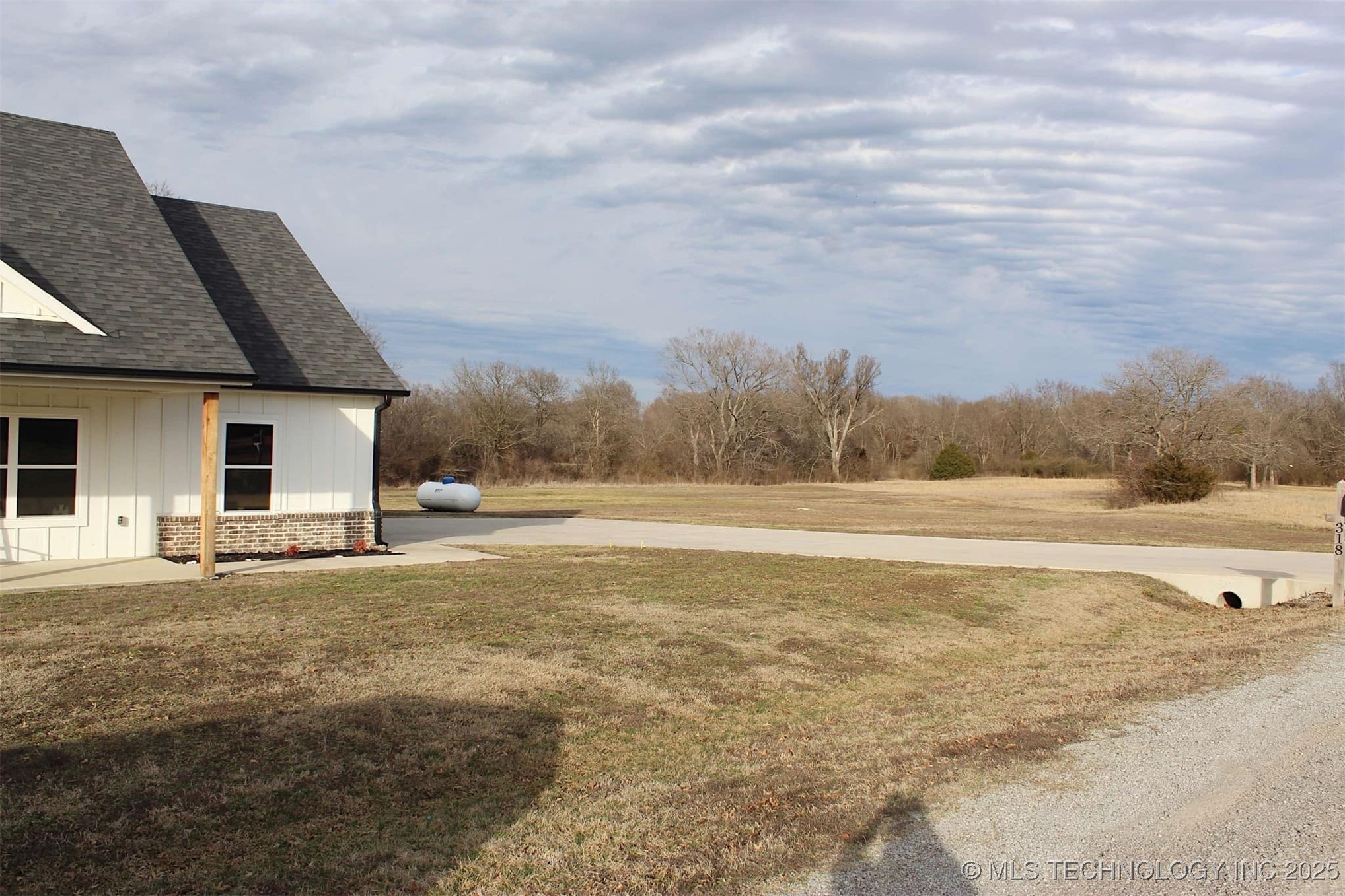 318 Twin Creeks Lane Property Photo 15