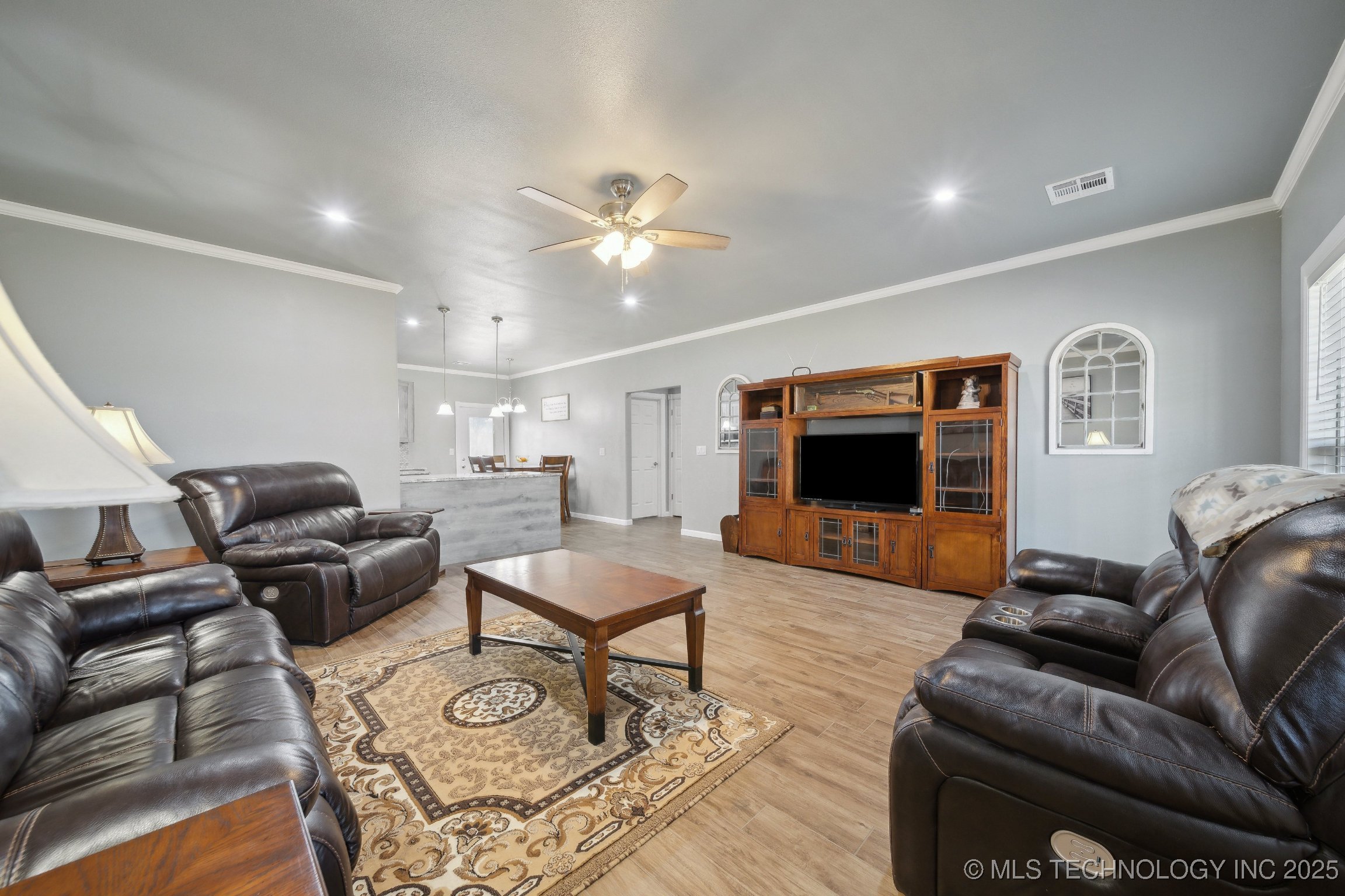 2374 N 205 Road Property Photo 10