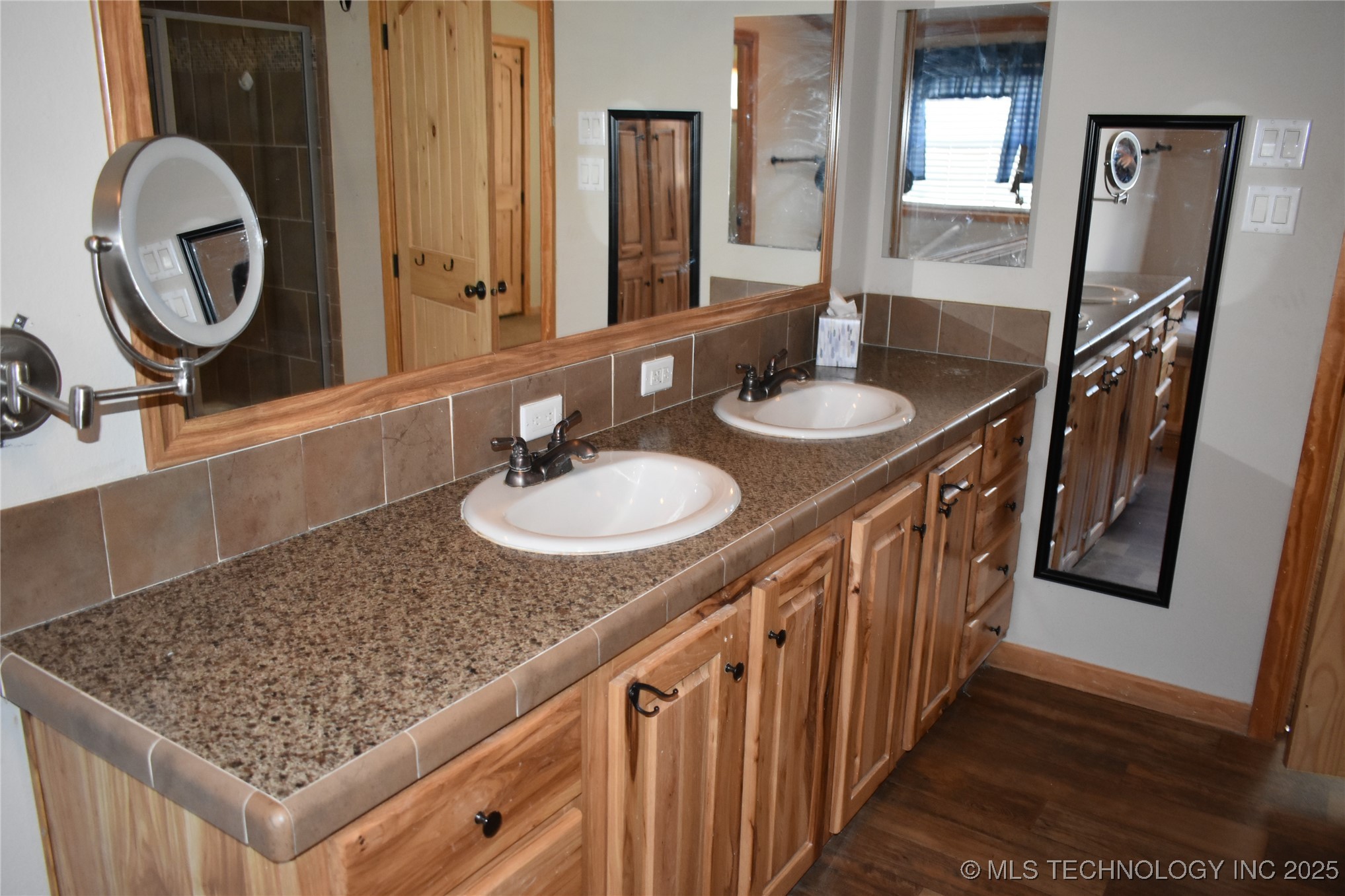 21511 Marietta Street Property Photo 33
