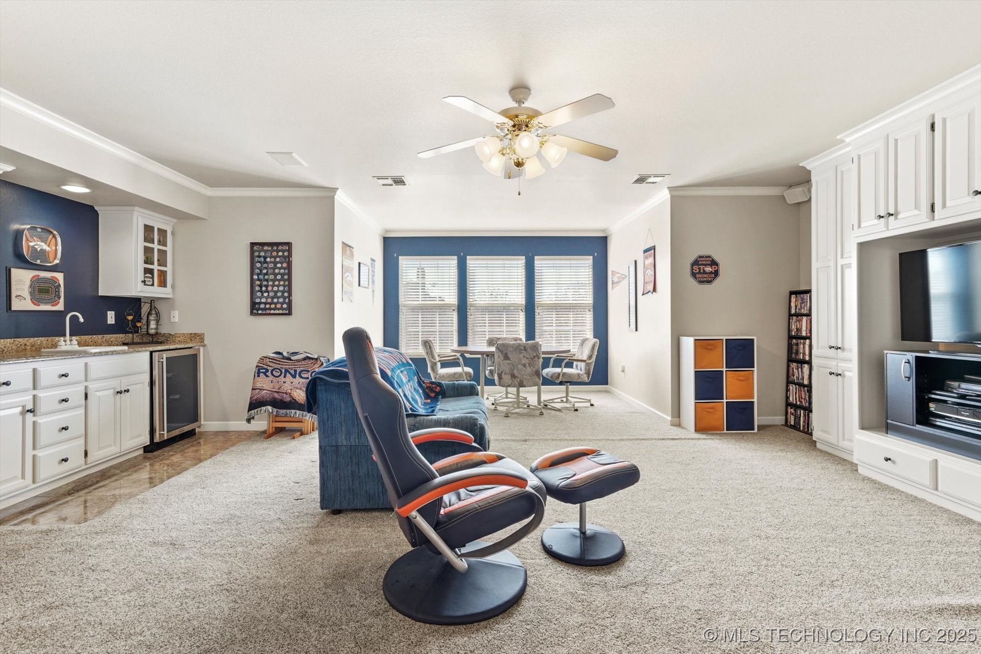 300 S 77th Street Property Photo 32