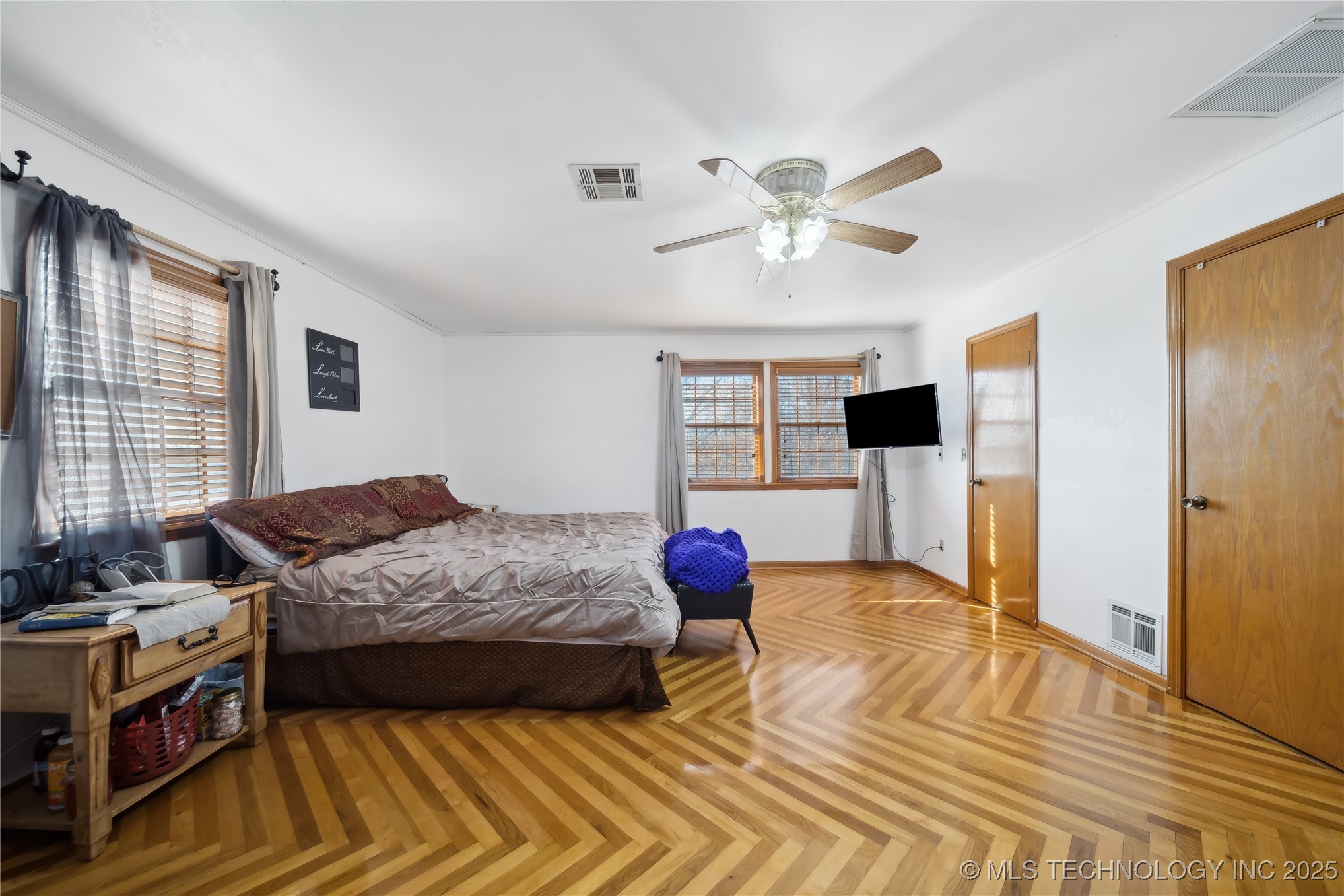 23611 E 300 Road Property Photo 15