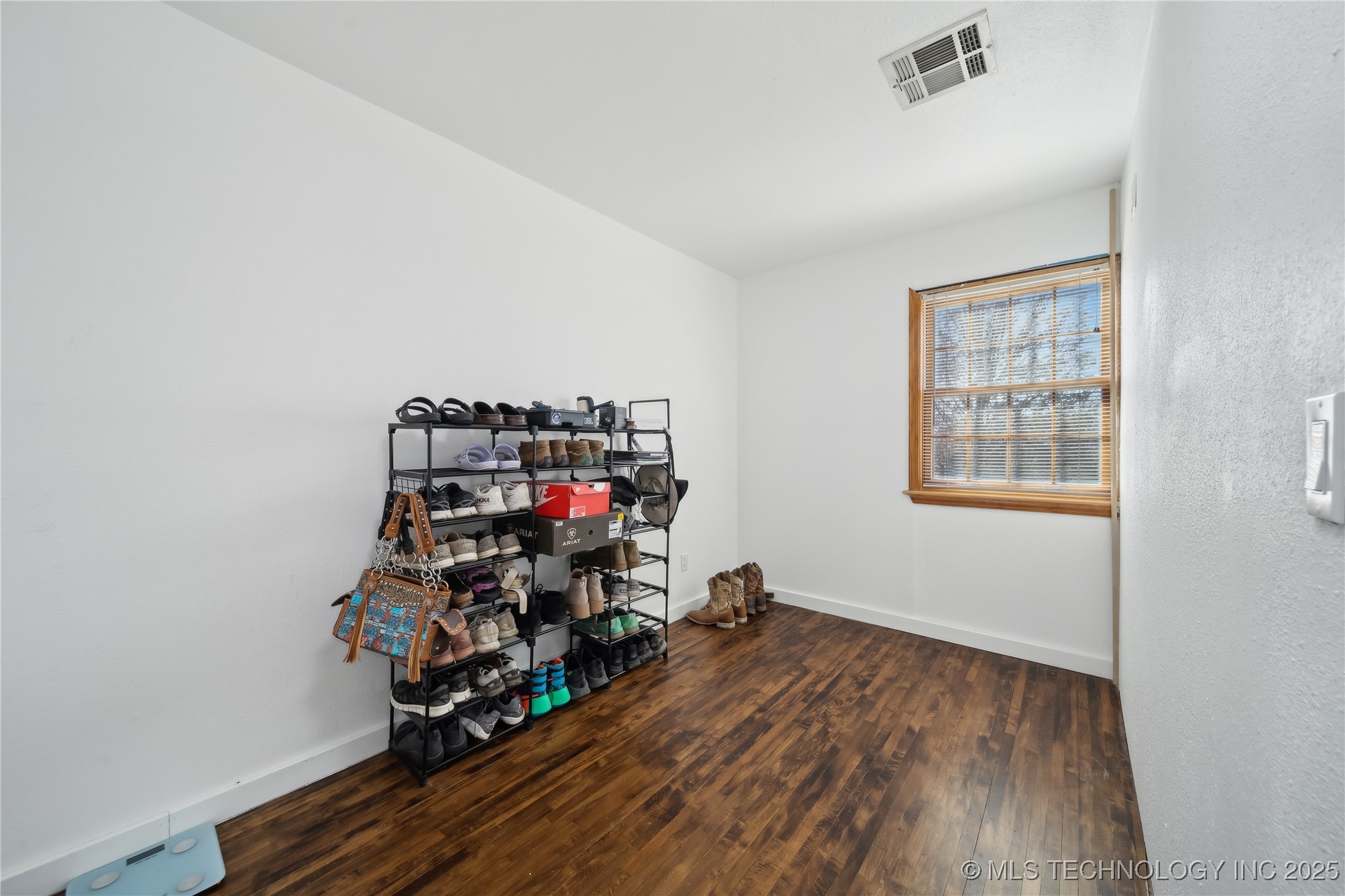23611 E 300 Road Property Photo 29