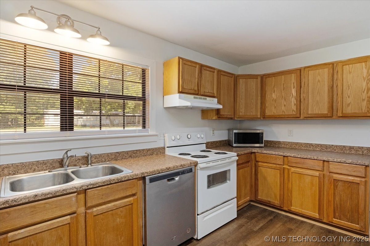 68 Hoover Road Property Photo 14
