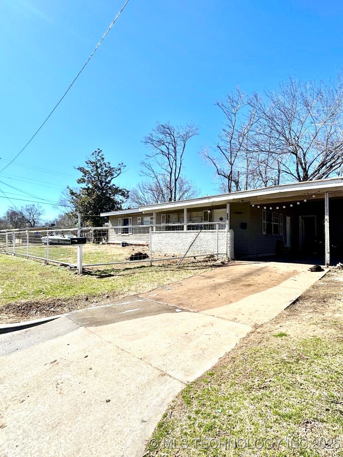 5418 N Elgin Avenue Property Photo