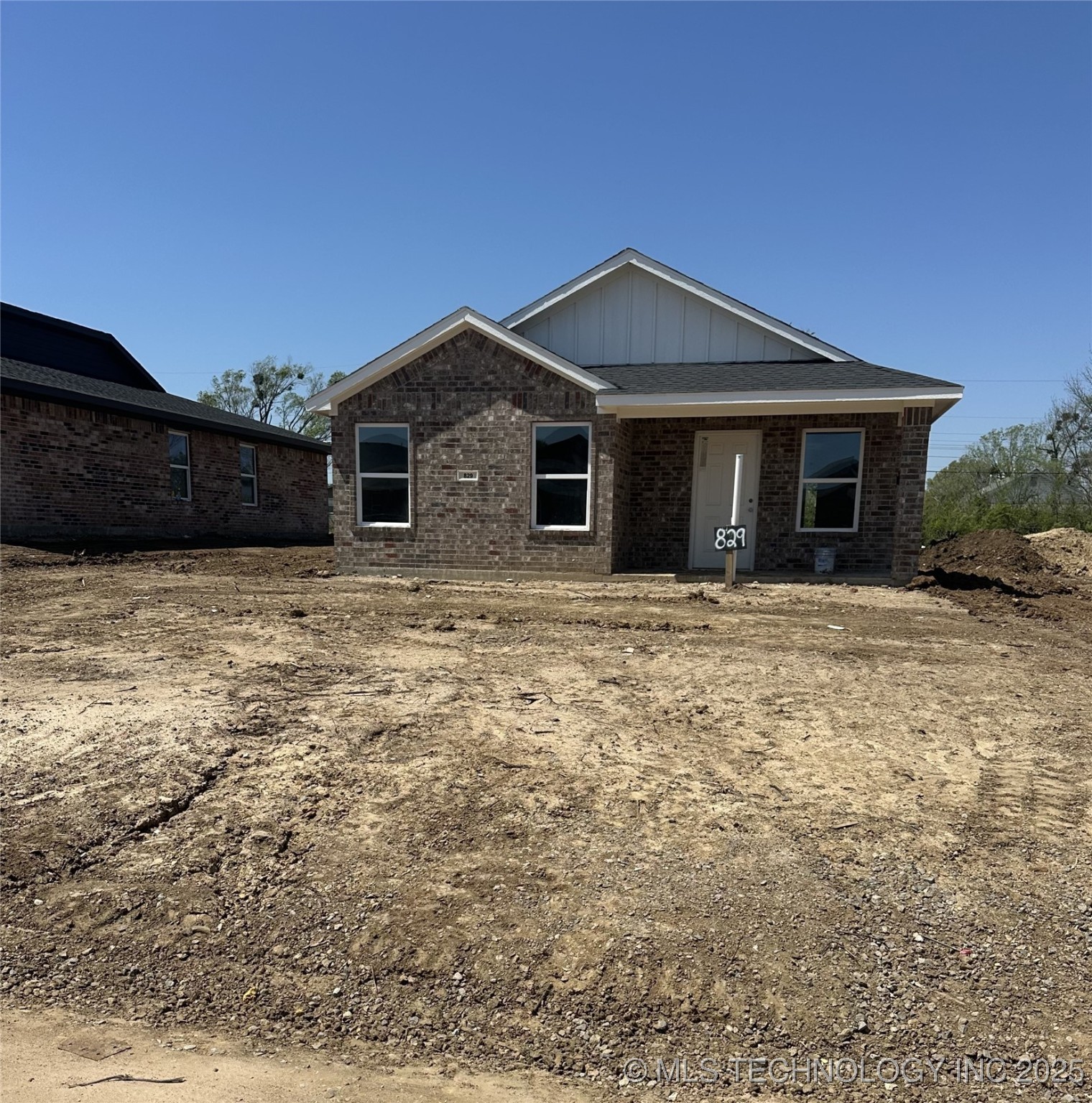 829 Elm Street Property Photo
