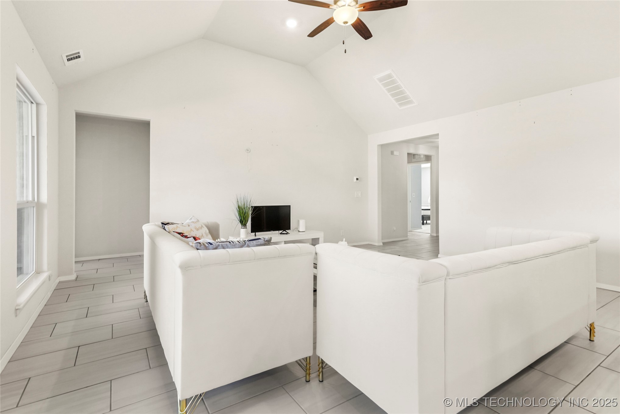 3112 W Albuquerque Place Property Photo 10